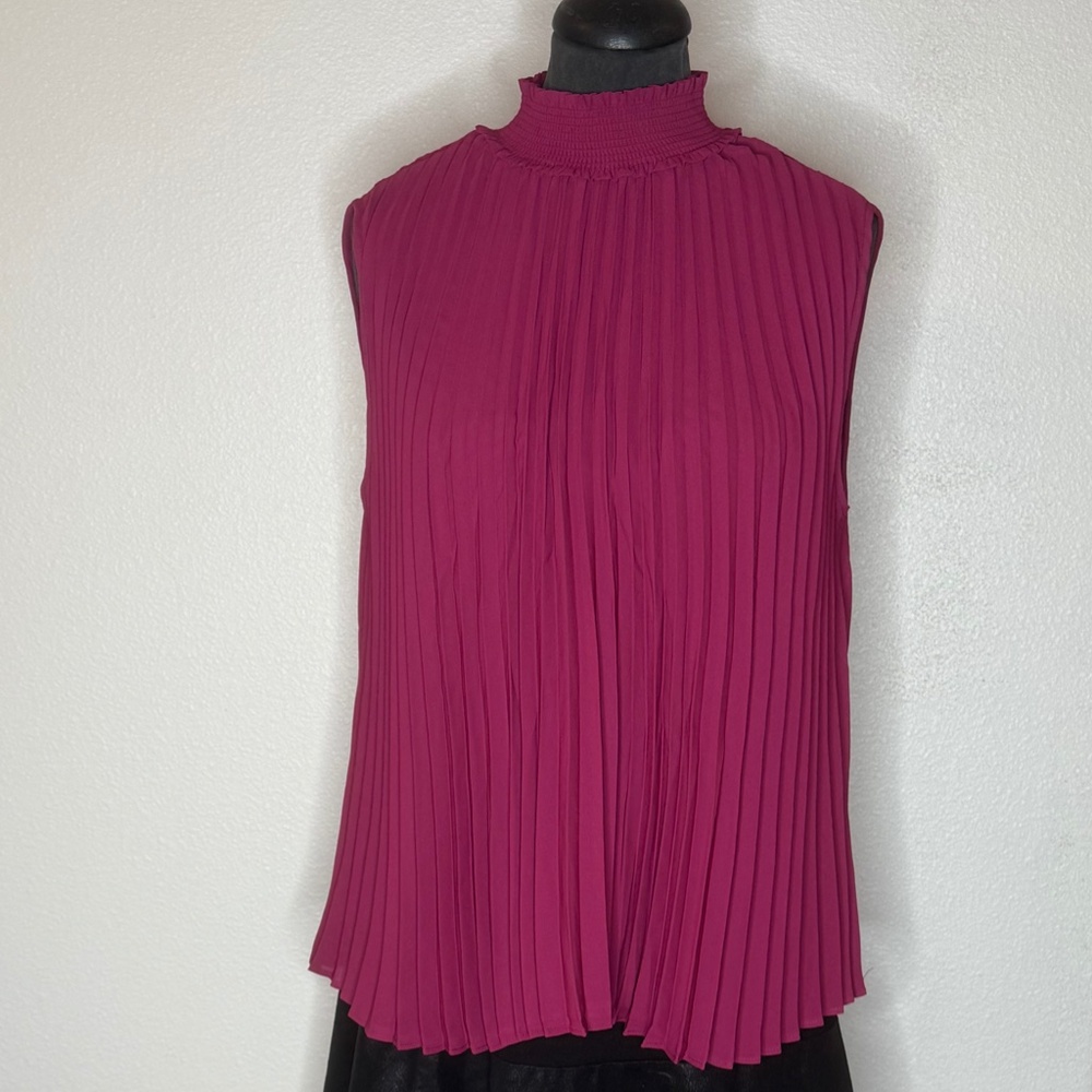 Nanette Lepore Swing Top